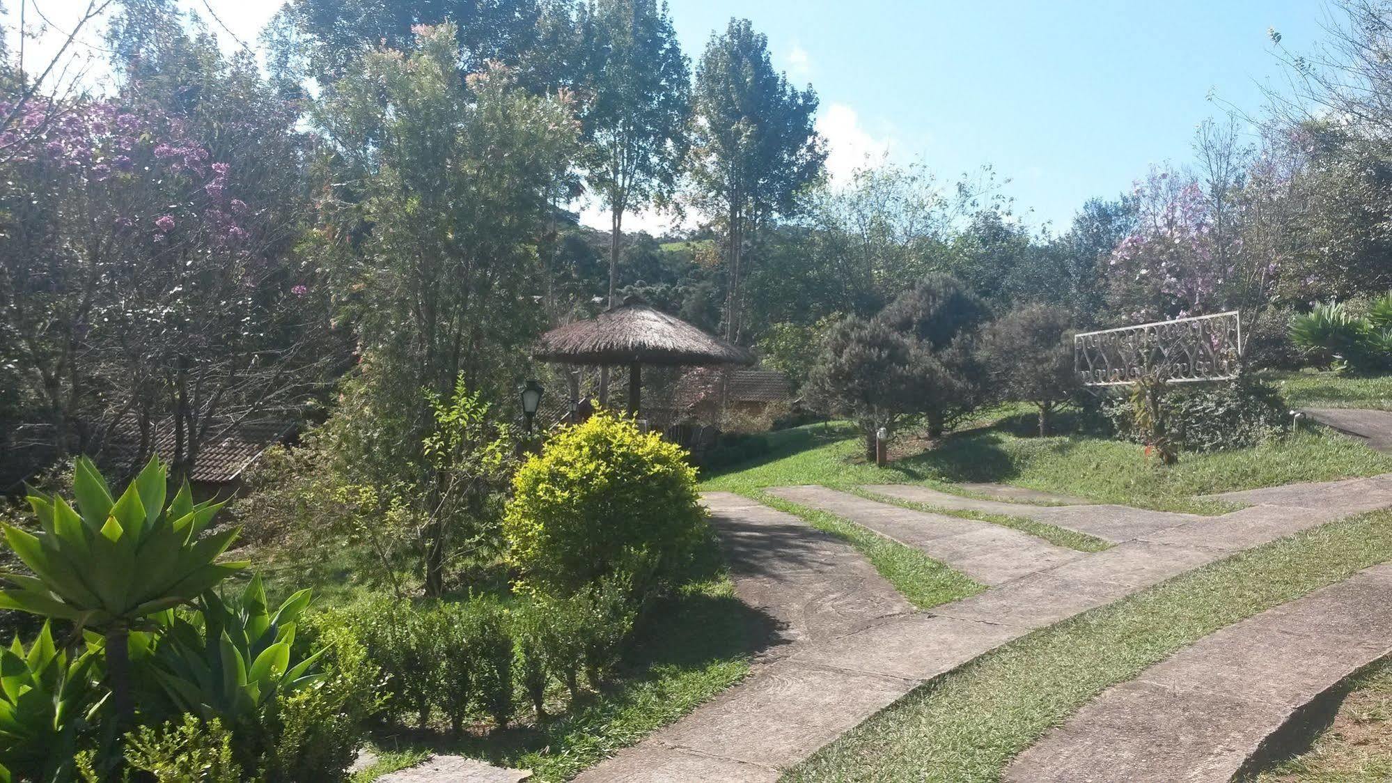 Pousada Quatro Estacoes Santo Antônio do Pinhal Extérieur photo